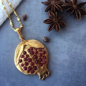 pomegranate necklace, long necklace, natural stone, christmas necklace, holiday gift, gift for her, anniversary gift, gift for lovers,