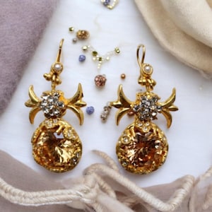 Gouden vintage stijl oorbellen met amberkristallen - Barokke statement sieraden, elegant handgemaakt cadeau voor haar, barokke vintage stijl