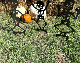 ¡Estacas de metal esqueléticas para jardín recubiertas de polvo con revestimiento reflectante para señal de calle!