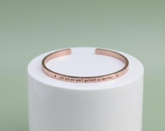 Bracelet jonc empilable avec affirmations personnalisées