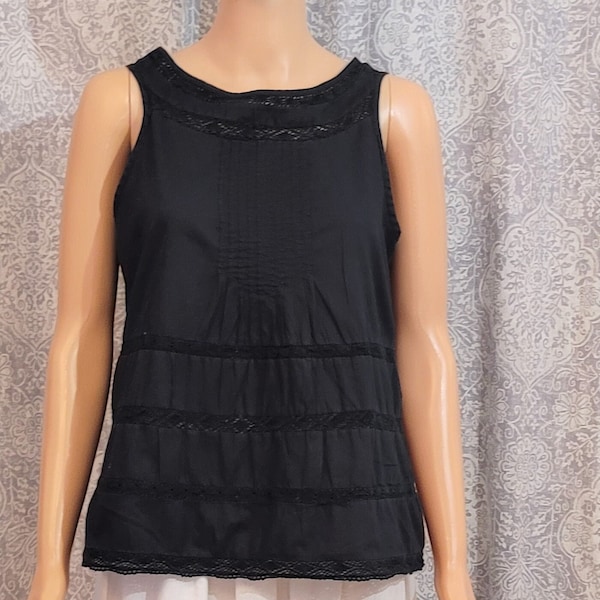 American Eagle Outfitters Cotton Pleat Pin tuck and Lace Sleeveless Black Top