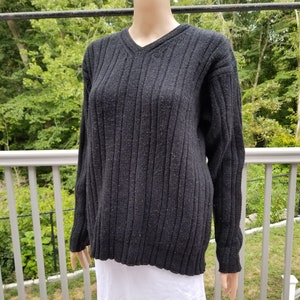J. Crew Women&#39;s V-Neck Wool Sweater