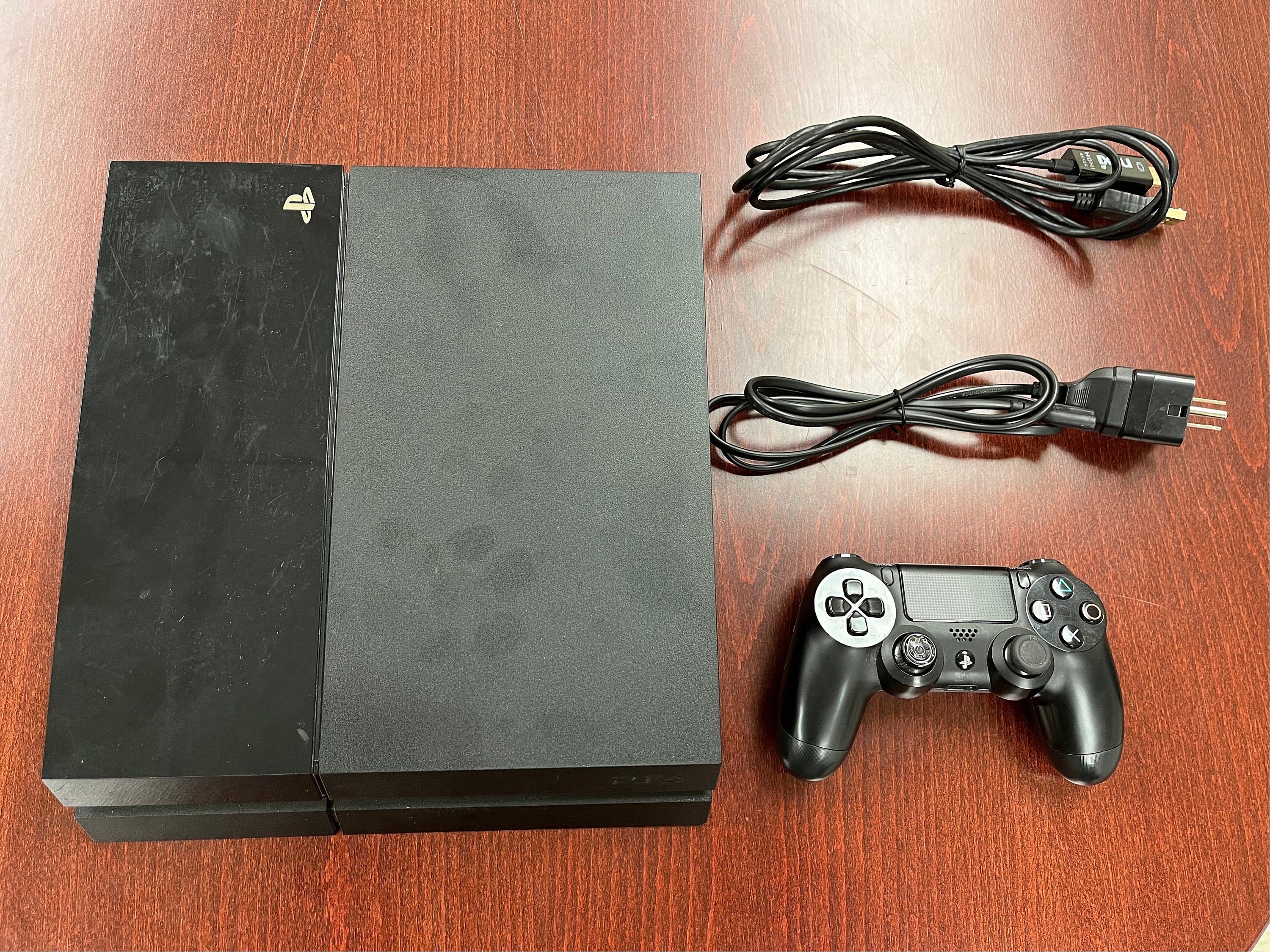 Preços baixos em Sony PlayStation 4 Pro NTSC-U/C (EUA/Canadá) console de  consoles de videogame