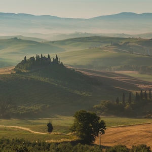 Tuscan - Travel Poster - Landscape - Tuscany Art Print - Decor PRINTABLE - Wall Art - Italian Vineyard - Tuscany Photo - DIGITAL Download