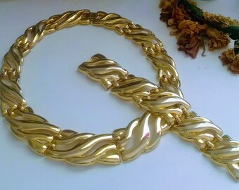 Chunky Gold Tone Necklace & Bracelet 1960s Vintage