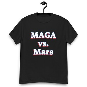 Trump vs. Musk T-shirt politieke satire, MAGA vs. Mars patriottisch T-shirt, Trump and Musk Showdown
