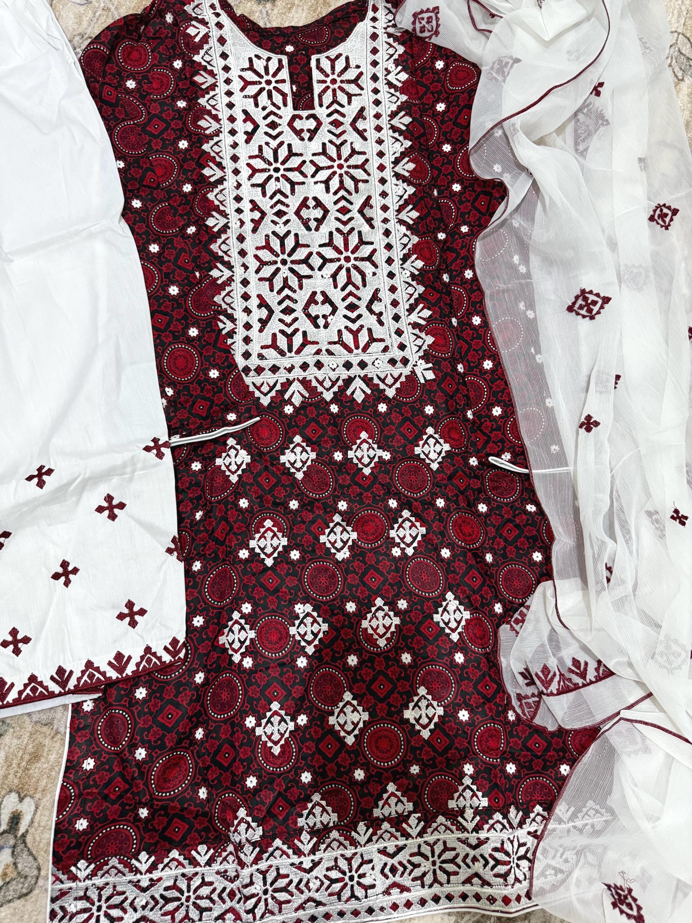 sindhi ajrak dress design beautifull ajrak designs .latest fashion sindhi ajrak designs  https://m.youtube.com/channel/UCZQ--h-FtVI2Lp8zsbJBn3A/videos