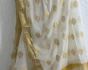 Masoori Jacqaurd Dupatta Pakistan Indian Wear Offwhite & Gold
