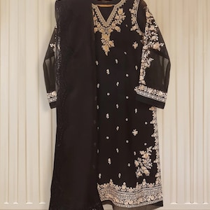 Agha Noor Original Organza 3 Piece Embroidered Shirt Pant With Dupatta Pakistani Indian Bangladeshi Designer Ready to Wear