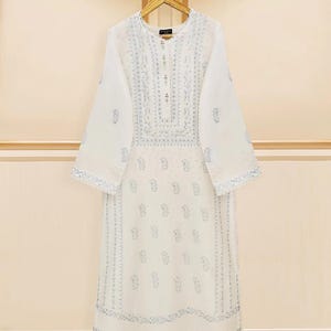 Agha Noor Original 2 Piece Lawn Embroidered Shirt & Pant Pakistani Indian Bangladeshi Designer Ready To Wear