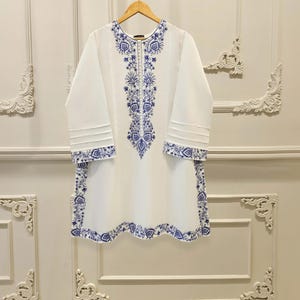 Agha Noor Original 2 Piece Lawn Embroidered Shirt & Pant Pakistani Indian Bangladeshi Designer Ready To Wear