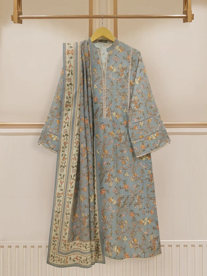 Agha Noor 2 Piece Lawn Shirt & Dupatta main image 1