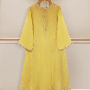 Agha Noor Original 2 Piece Lawn Embroidered Shirt & Pant Pakistani Indian Bangladeshi Designer Ready To Wear