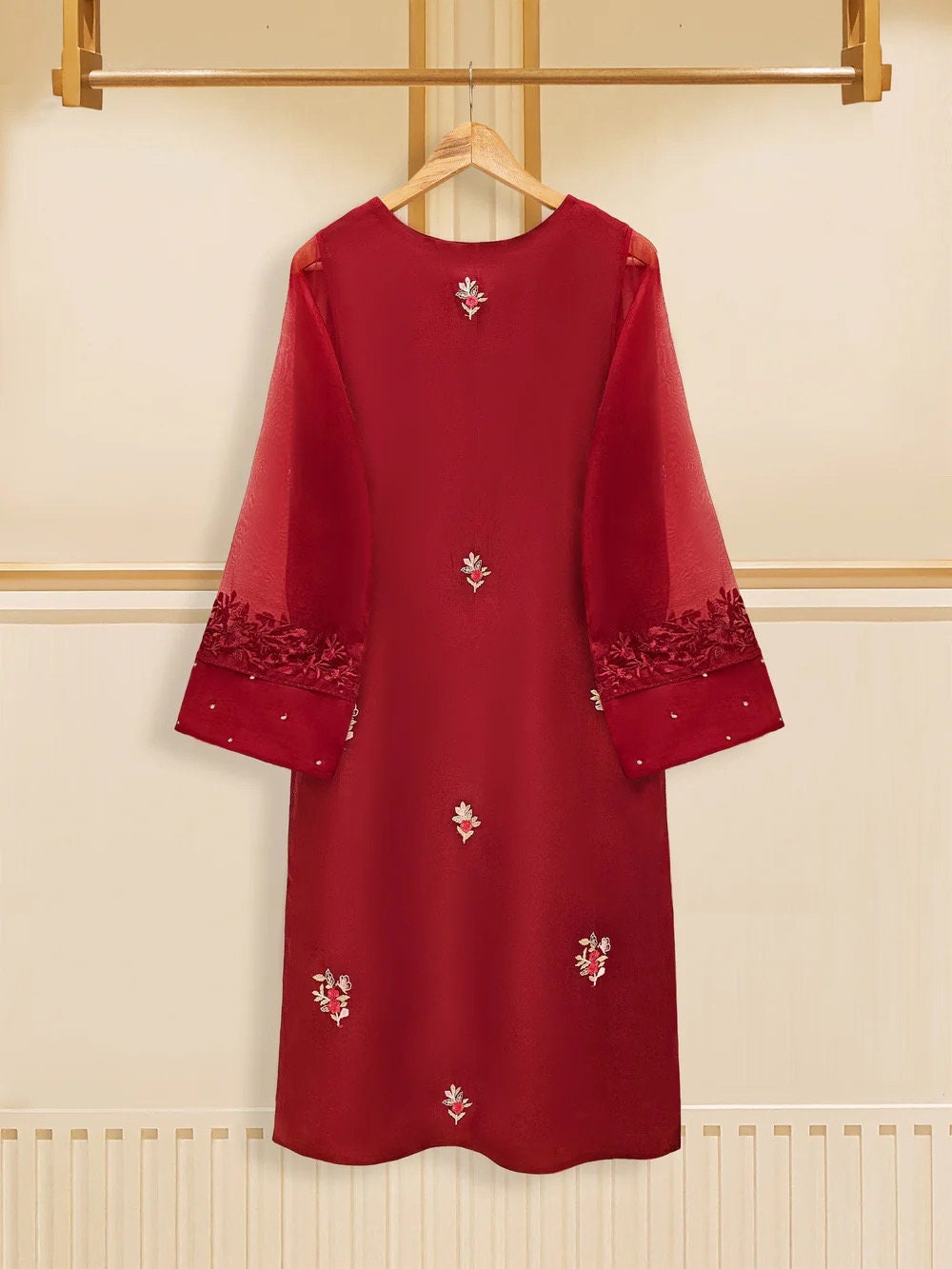 agha noor red dress Embroidered Organza Pakistani Dress: Agha Noor 3-Piece Set