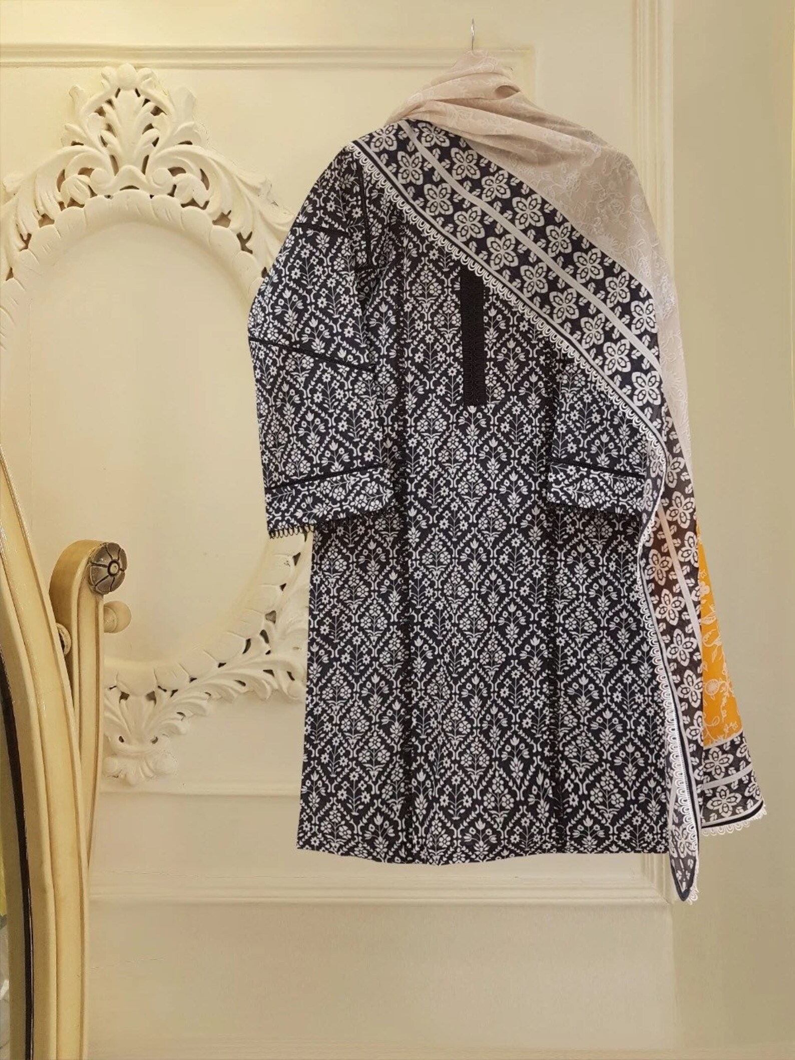 shirt and dupatta