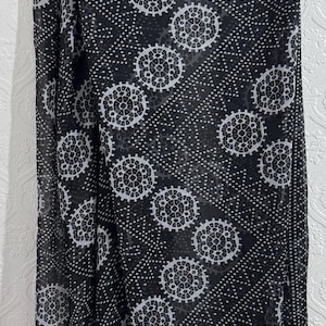 Chiffon Chunri Printed Dupatta Black & White Pakistani Indian Bangladeshi Wear