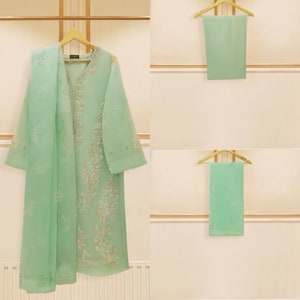 Agha Noor Original 3 Piece Organza Embroidered Shirt Pant & Dupatta Pakistani Indian Bangladeshi Designer Ready to Wear