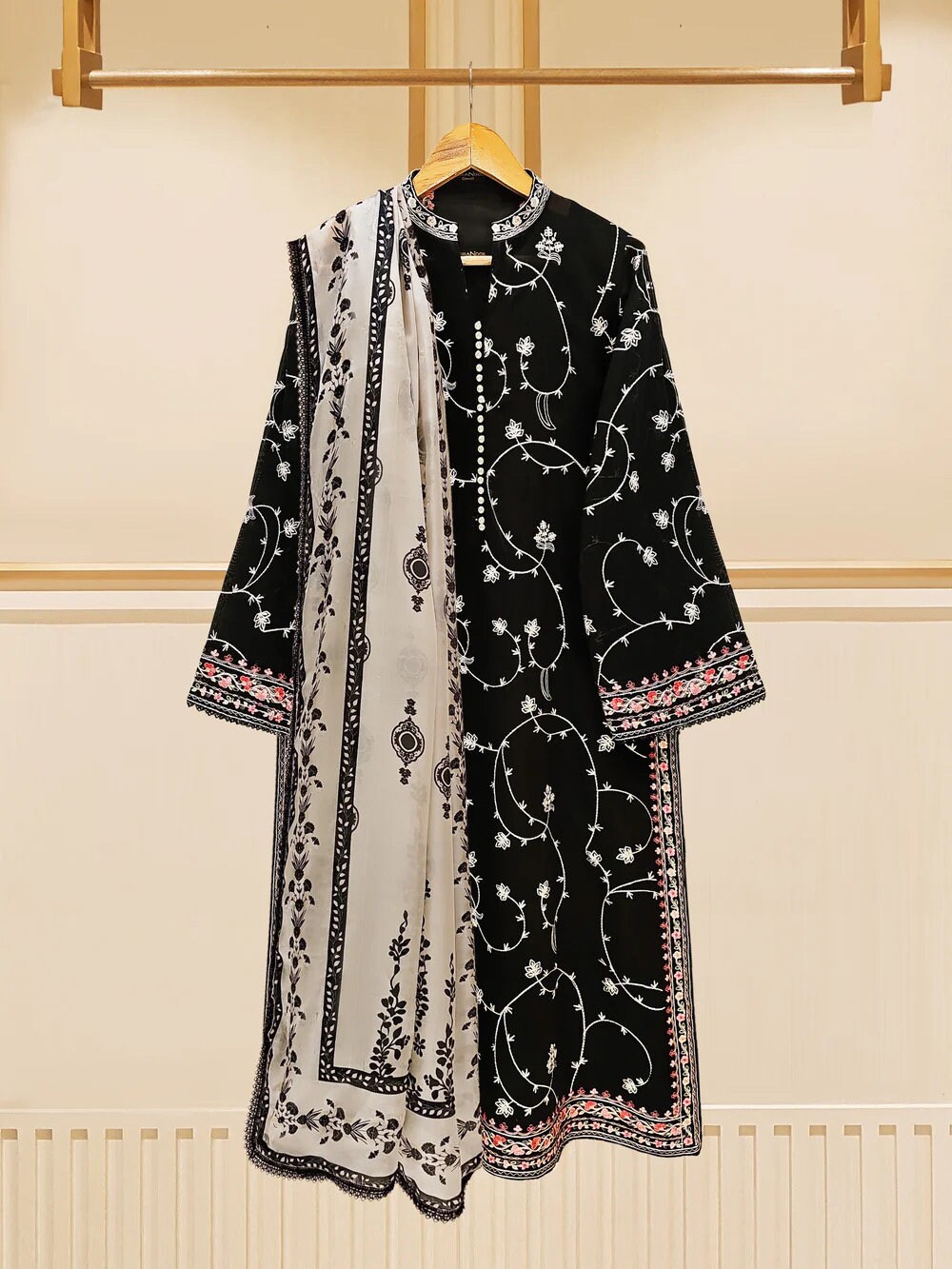 Agha Noor Original 3 Piece Swiss Voile Embroidered Dress Pakistani Indian  Bangladeshi Designer Ready to Wear - Etsy