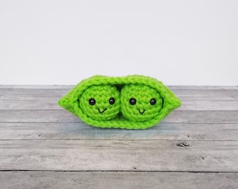 Crochet pea pod plush | Peas in a pod play food | Gift for twins | Best friend gift