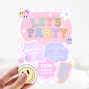 Digital redigerbar Preppy Patch-brevinbjudan | Retro Varsity Patch-födelsedagsinbjudan | Redigerbar inbjudan för tween-flickor, nedladdning