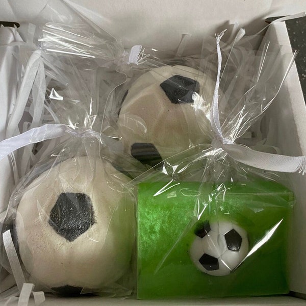 Football Bath Bomb Gift Set / Football Fan / Soccer Fan / Father’s Day gift / birthday gift / work colleague gift