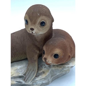 Vintage Homco Masterpiece Porcelain Baby Seals Figurine Signed 1981