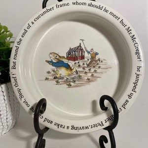 Vintage 1980&#39;s Wedgwood Peter Rabbit, Beatrix Potter, Bone China Porringer Bowl, Made in England