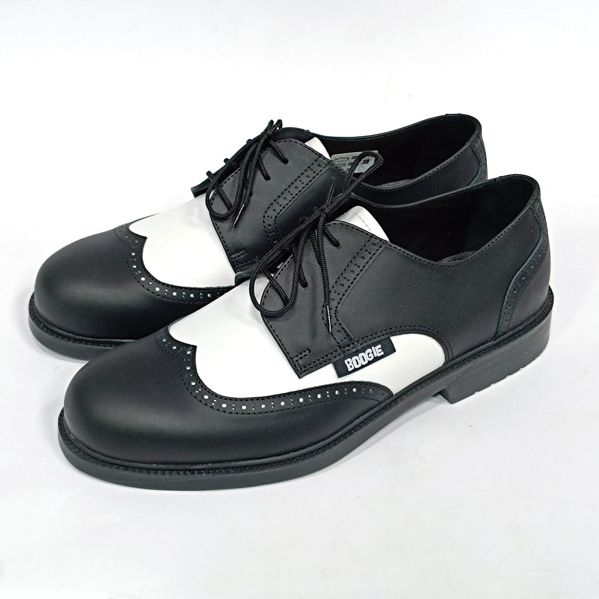 Wingtip Black and White Shoes, Rockabilly Shoes, 50s Style  display picture 1