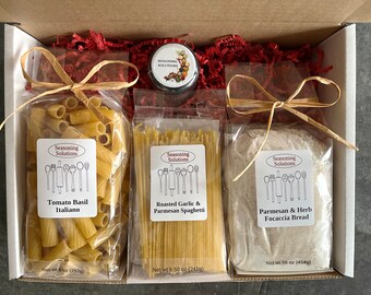 Pasta Night Collection Box , Date Night Gift Box, Newlyweds Gift Box, Italian Pasta Gift, Gourmet Handcrafted Artisanal Pasta Box