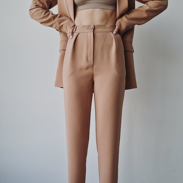 High waisted pants, High waist trousers, Tapered trousers, Womens trousers, Beige trousers, Carrot pants, Tailored pants, Formal pants