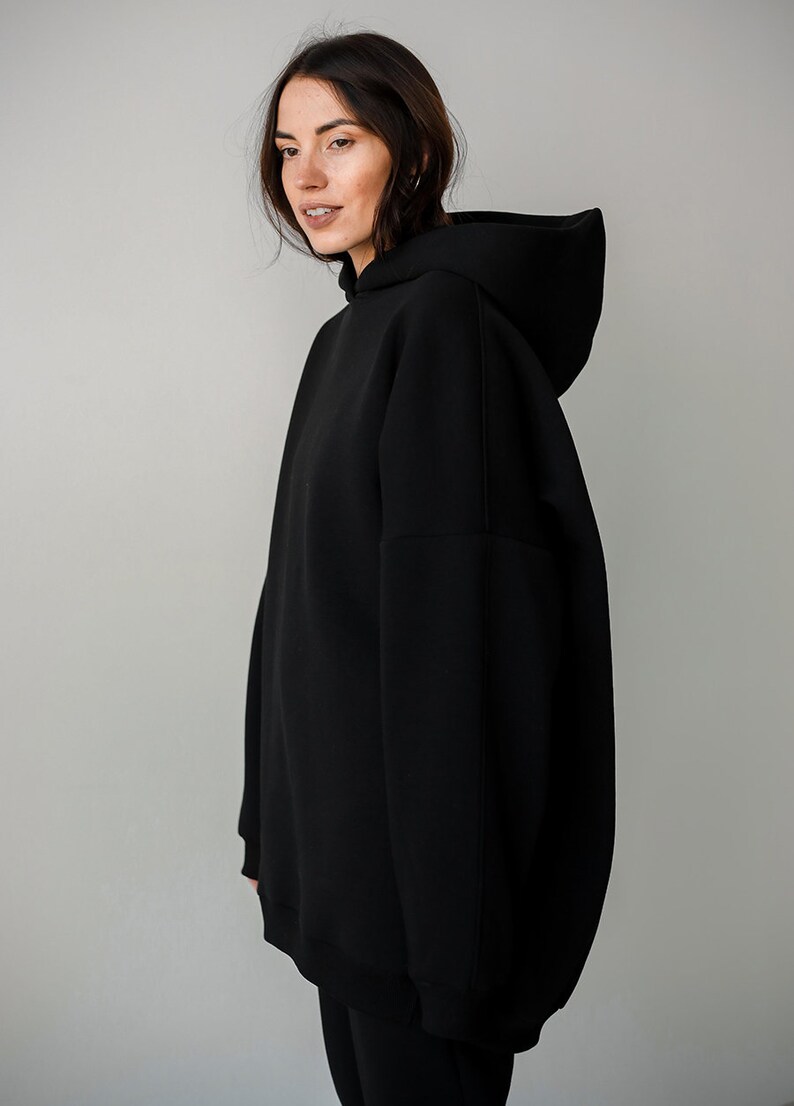 Wunderschne Black Oversized Hoodie Bild