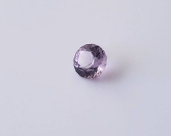 0.8 ct. Standard Round Brilliant Cut Amethyst