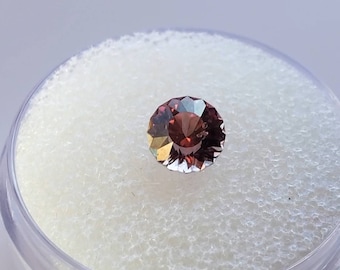 1.25 Ct. Spiked Brilliant Cut Color Change Imperial Garnet - 6mm  - Loose Gemstones by Gemstone Tech