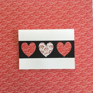 Valentine&#39;s Day Heart Horizontal Stripe Card