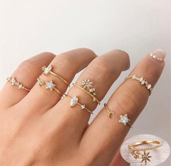 7 Piece Gold Rhinestone Star Ring Set, Dainty Gold Stacking Ring Set, Gold  Simple Ring Set, Vintage Stackable Ring Set, Pretty Ring Set 