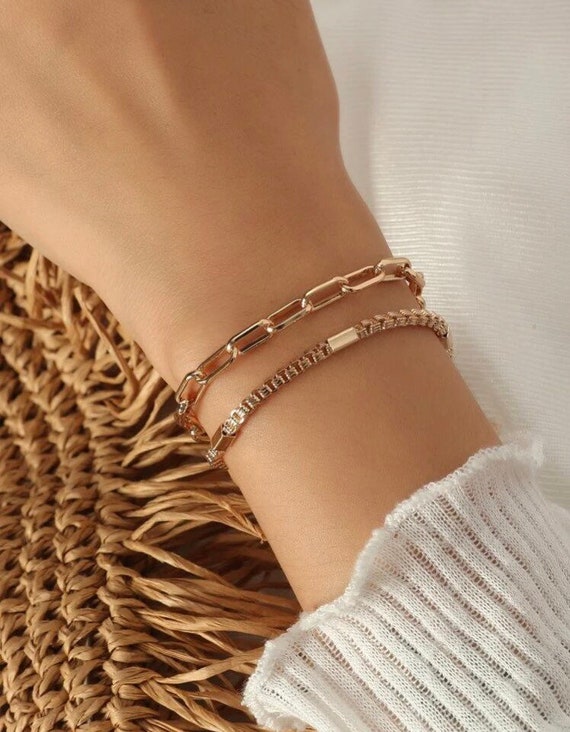 Buy Jovono Simple Hand Chain Bracelets With Alloy Forest Leaf For Women And  Girls at Amazon.in