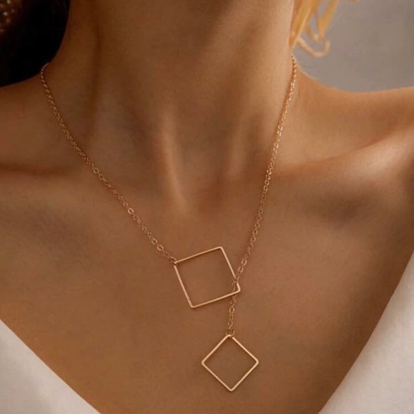Interlocking Square Earrings main image 1