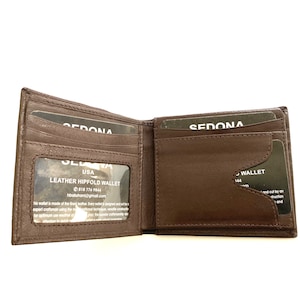 Cartera plegable de cuero SEDONA® RFID con dos ventanas para identificación