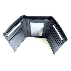 Cartera de cuero triple SEDONA® RFID con 8 ranuras para tarjetas de crédito