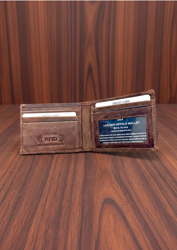 Minimalist Buffalo Leather Wallet with RFID Protection