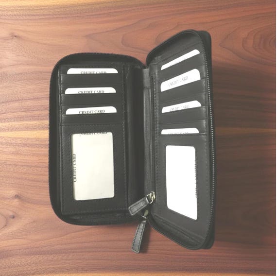 Women’s  Leather Clutch Wallet with Zipper