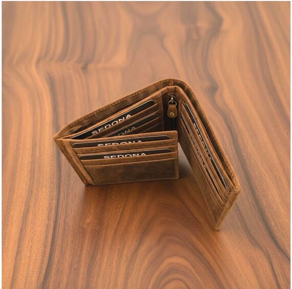 Buffalo Leather Bifold Wallet with Zipper in Cash Compartment