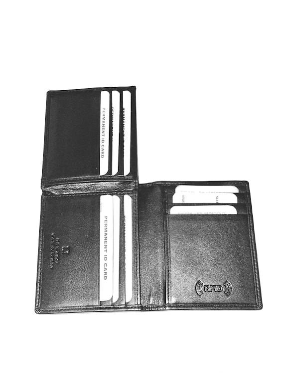 L-Shaped Wallet with RFID Protection