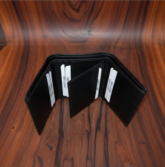 Cowhide Leather Trifold Wallet with Middle Flap