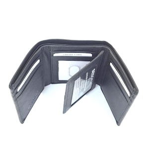 Cartera de cuero RFID SEDONA® con tres pliegues y solapa central, 2 ventanas para identificación