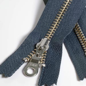 YKK #4.5 Níquel-plata (4-12" / 10,2-30,5 cm) - 579 Gris oscuro - Juego de 5. Zipperloft - Proveedor canadiense.