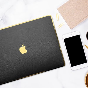 Refurbished 13.3-inch MacBook Air Apple M1 Chip with 8‑Core