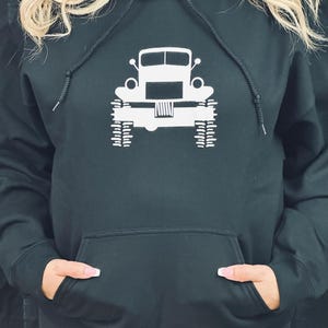 Power Wagon Flat Fender Truck Hoodie, Four-Wheel-Drive Off-Road Crawler 4X4, Mud Trail Sweatshirt, Unisex, Men&#39;s, Women&#39;s Shirt, Gift 4WD