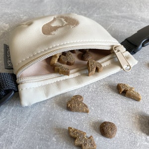 Waterproof Dog treat bag Eco leather Dog training treat pouch Dog treat bum bag Puppy treat pouch Waist dog treat holder image 5