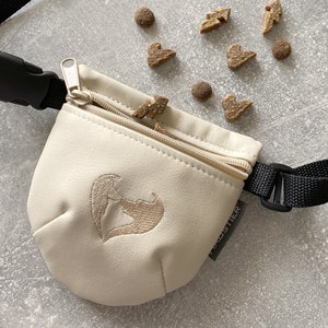 Waterproof Dog treat bag Eco leather Dog training treat pouch Dog treat bum bag Puppy treat pouch Waist dog treat holder Ivory